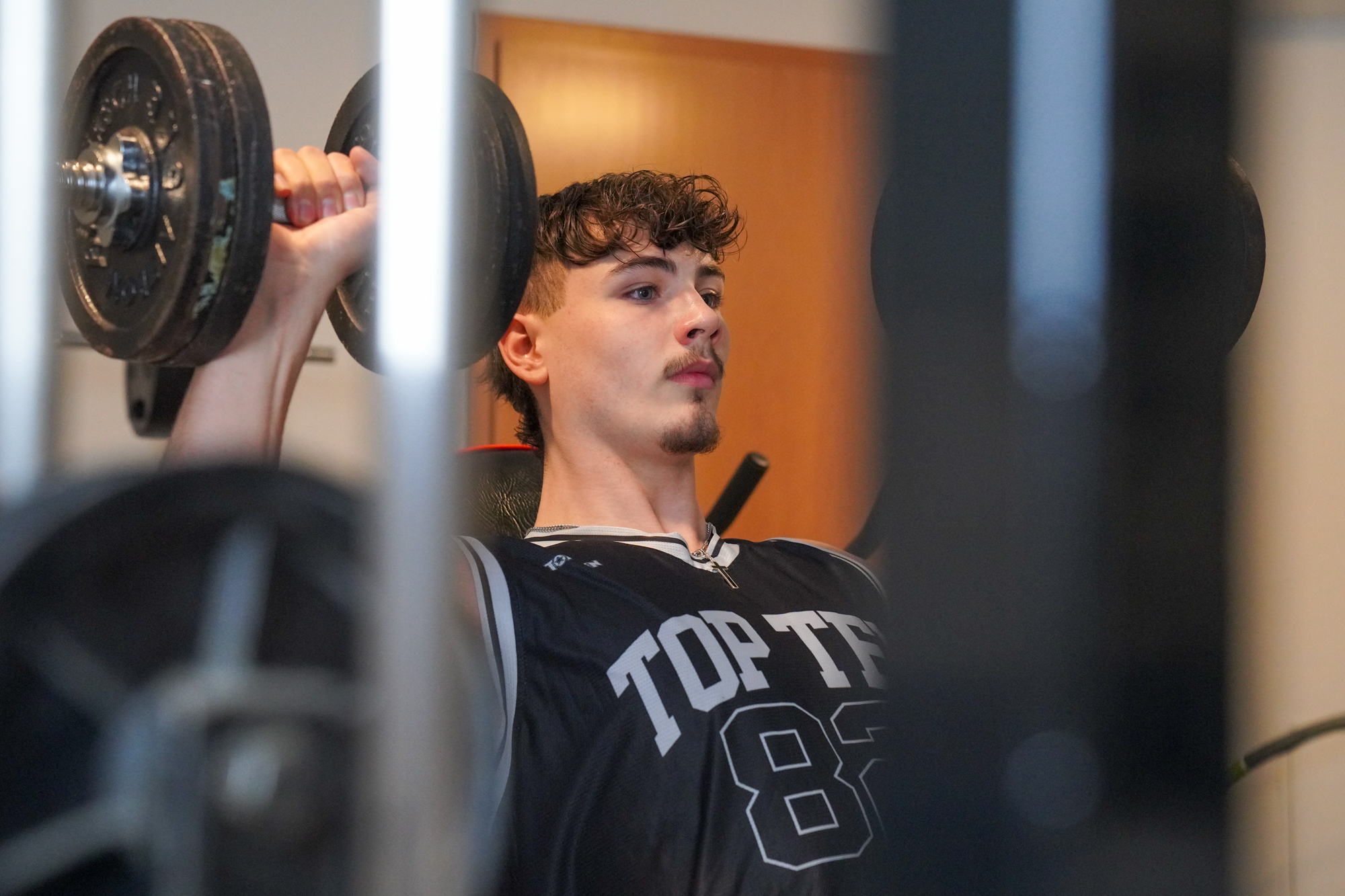 Valentin Reith beim Krafttraining.