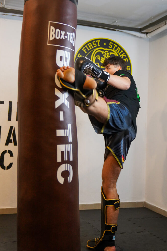 Aufnahme von Valentin beim Kickboxen.